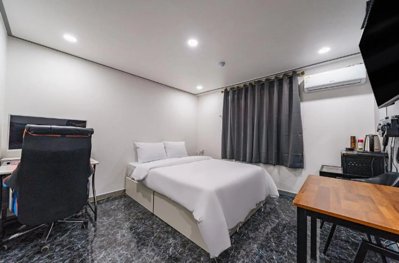 On & Off Hotel Sung-Ui Station Incheon