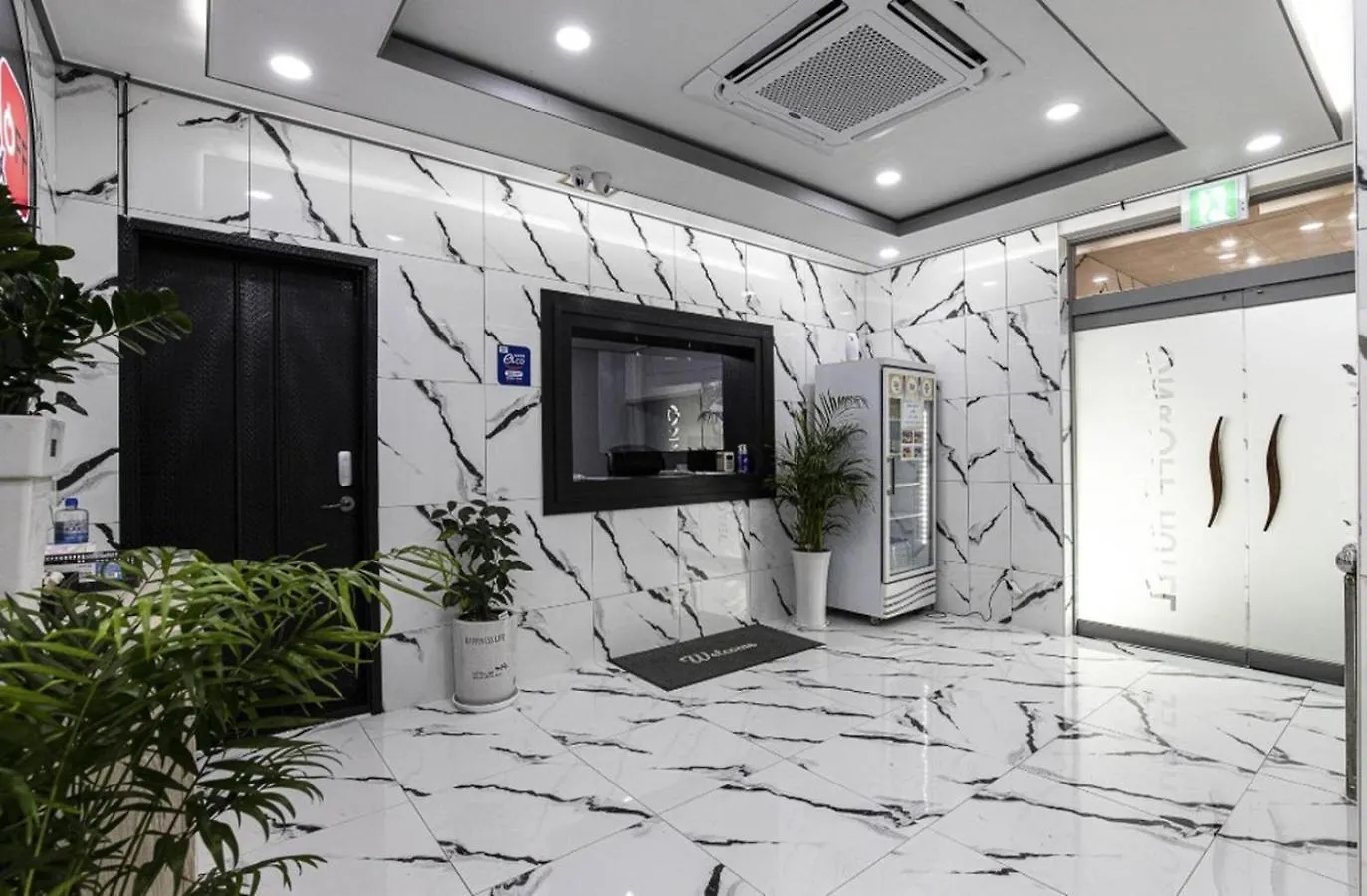 On & Off Hotel Sung-Ui Station 仁川